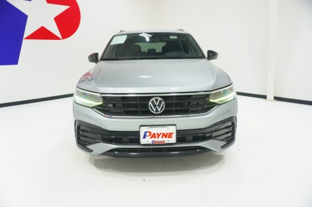 Used 2023 Volkswagen Tiguan SE R-Line Black SUV