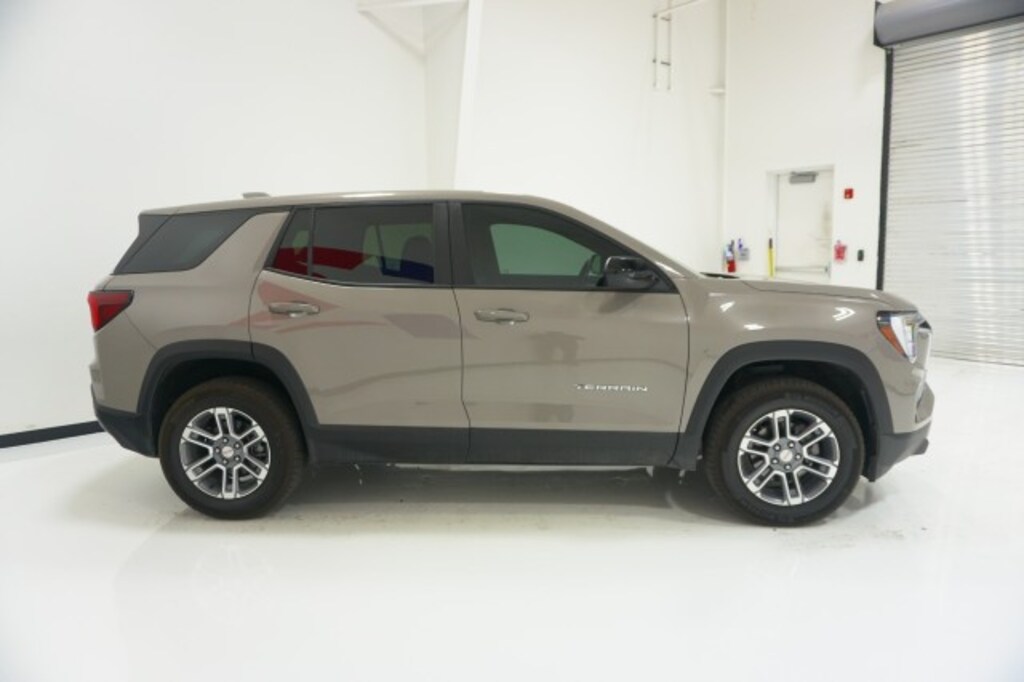 Used 2026 GMC Terrain FWD Elevation SUV