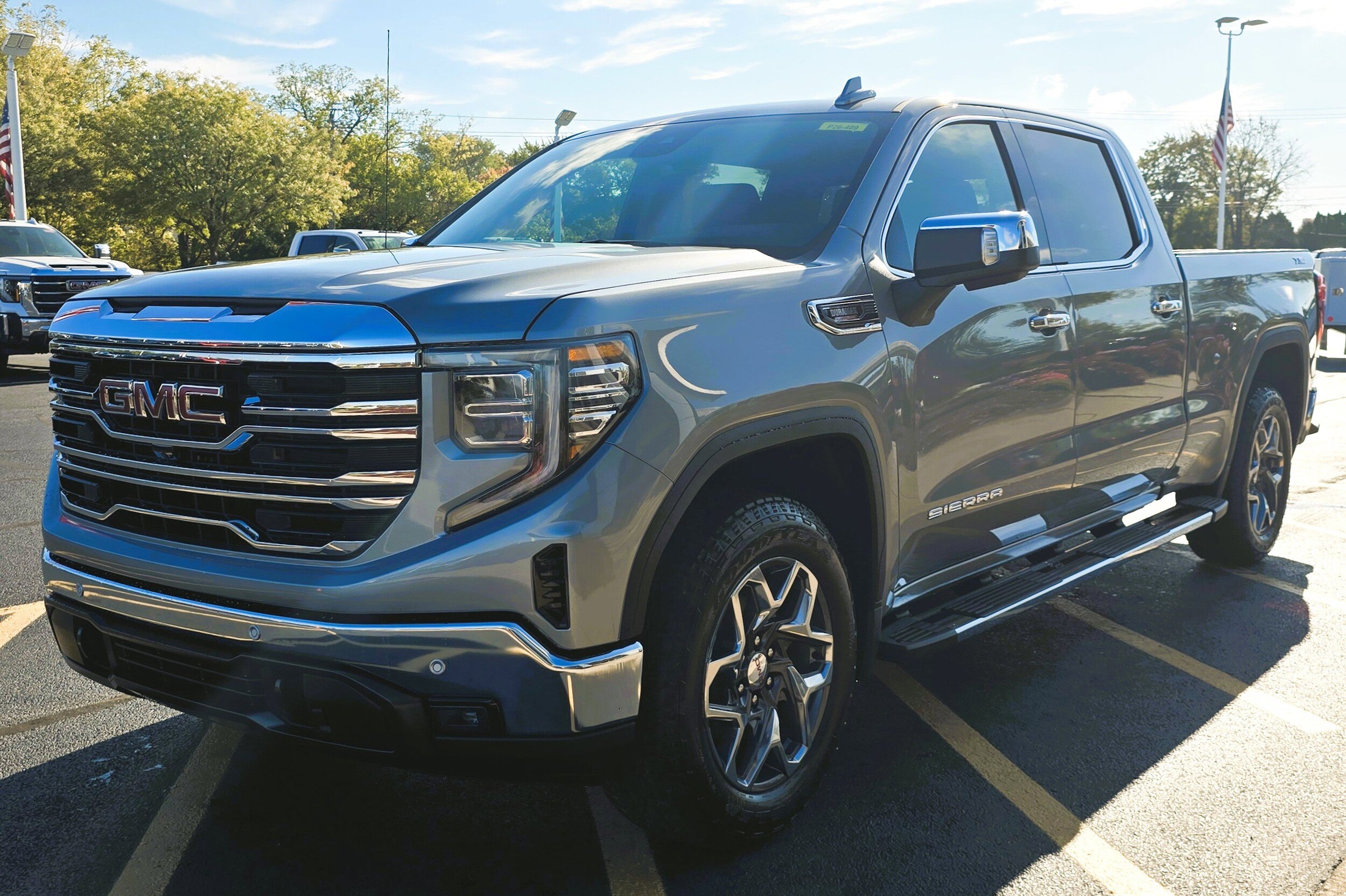 2026 Gmc Sierra 1500 SLT photo 3