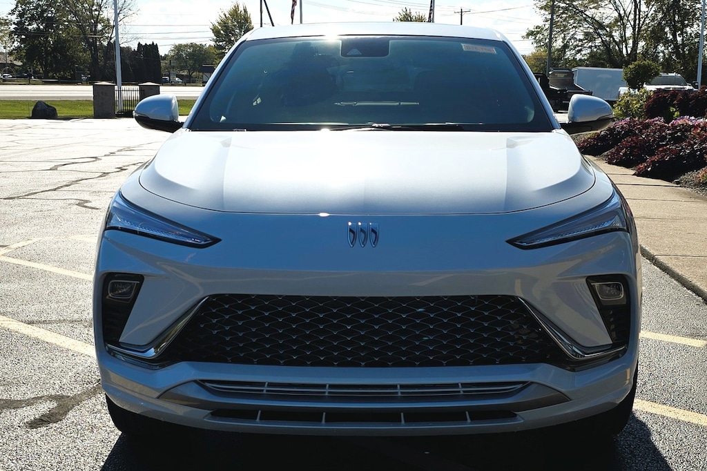 New 2026 Buick Envista Avenir SUV