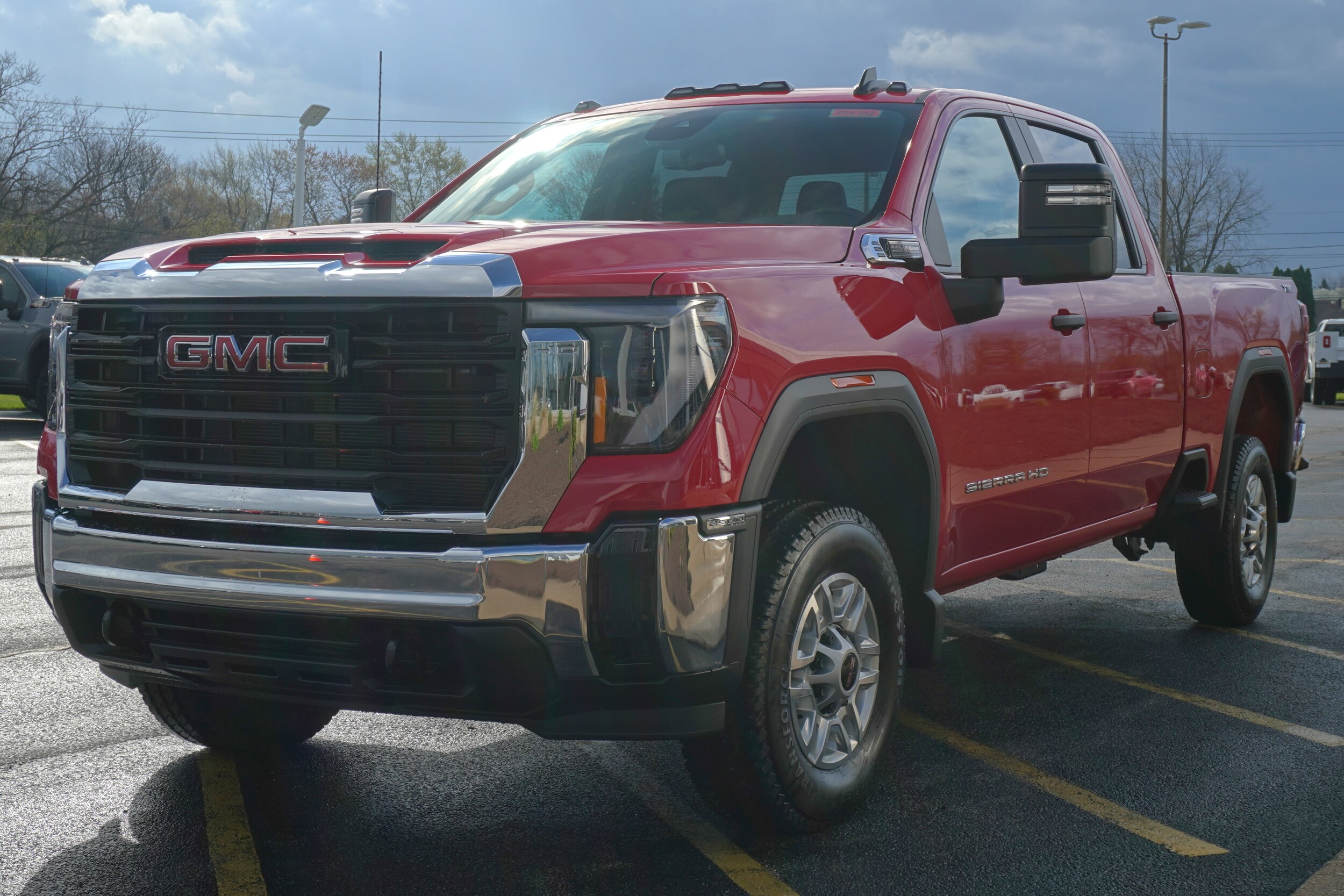 2025 Gmc Sierra 2500 HD Pro photo 3
