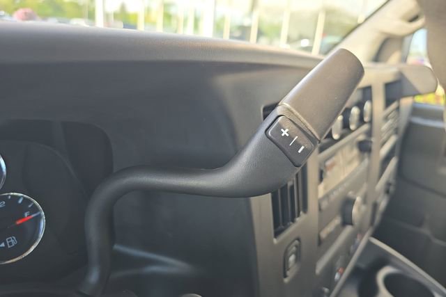 2025 GMC Savana Cargo Work Van - Photo 14