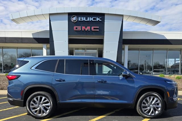 2026 Buick Enclave Preferred - Photo 12