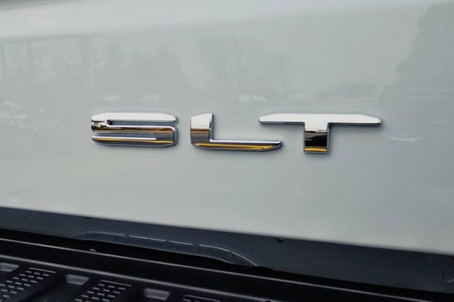 2026 GMC Sierra 1500 SLT - Photo 37