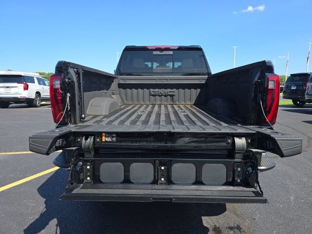 2025 GMC Sierra 2500HD SLT - Photo 27