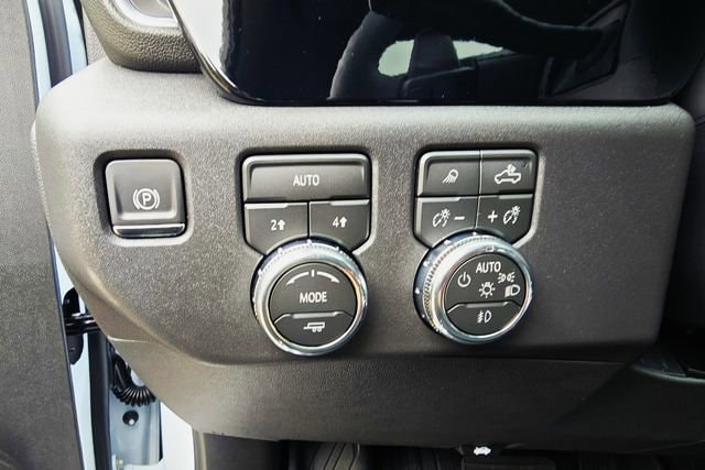 2026 GMC Sierra 1500 SLT - Photo 23