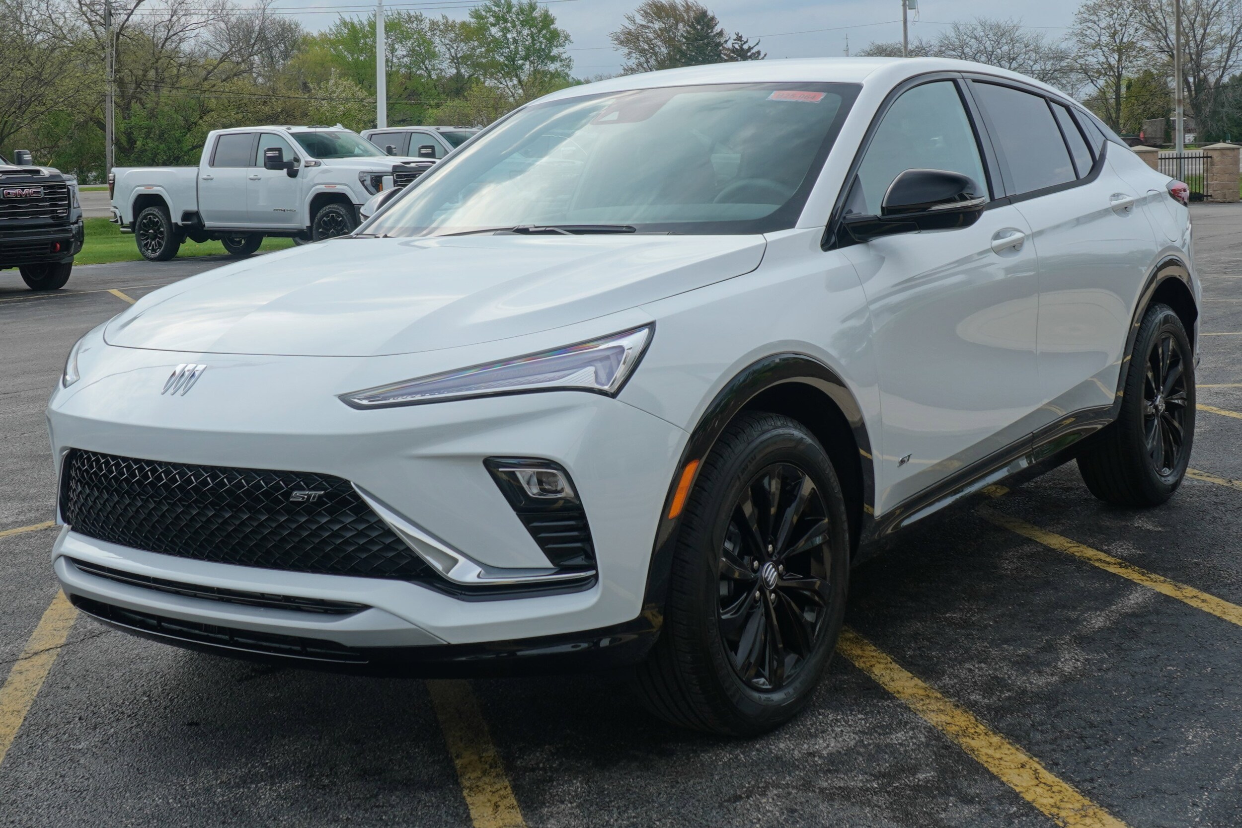 2025 Buick Envista ST photo 3