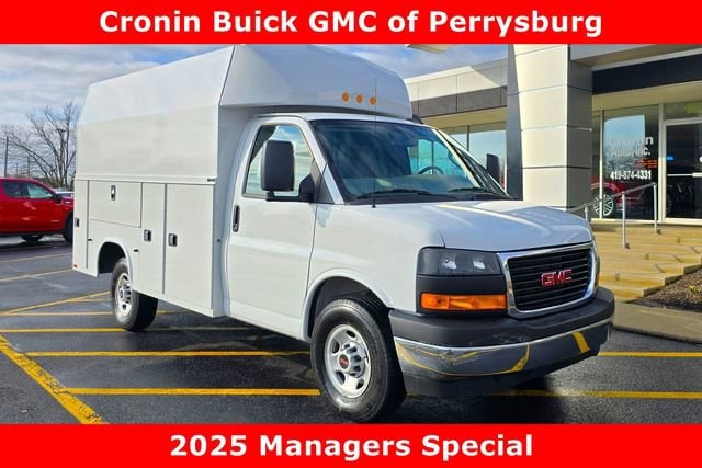 2025 GMC Savana Cutaway
