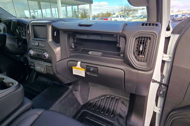 2025 GMC Sierra 1500 Pro - Photo 17