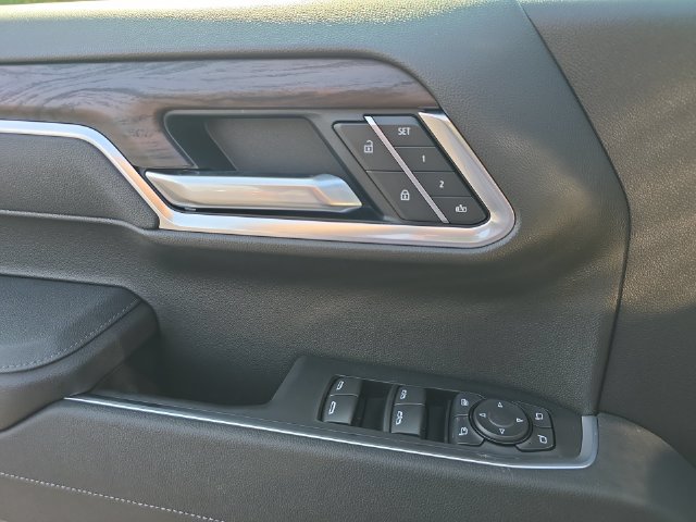2026 GMC Sierra 1500 SLT - Photo 23