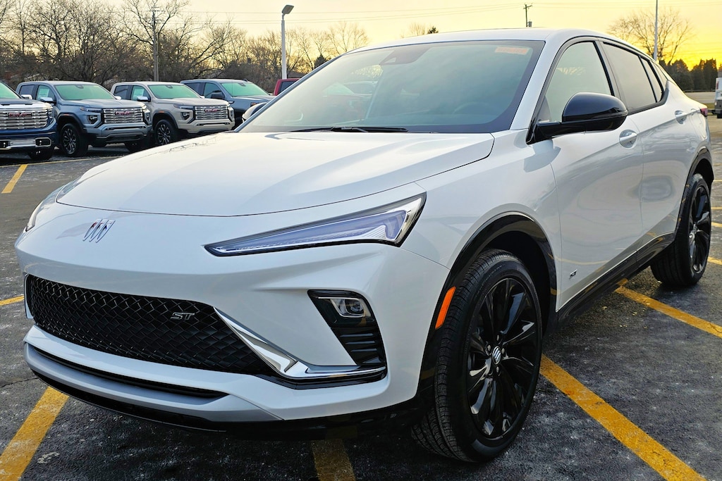 New 2026 Buick Envista Sport Touring SUV
