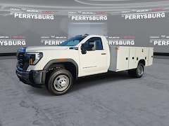2026 GMC Sierra 3500 HD Chassis Cab Pro Truck