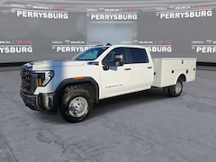 2026 GMC Sierra 3500 HD Chassis Cab Pro Truck