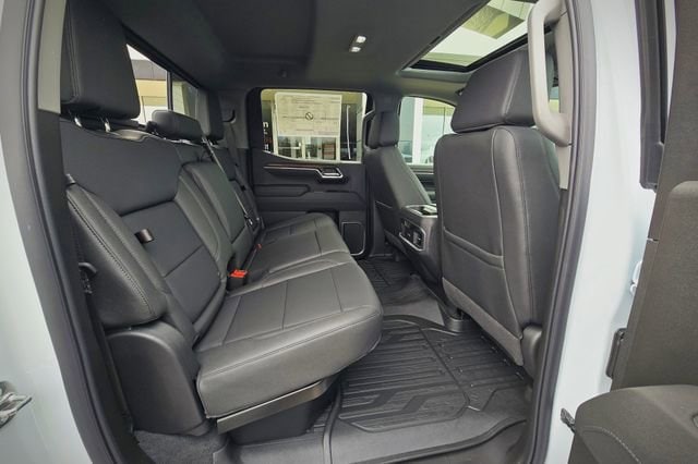 2026 GMC Sierra 1500 SLT - Photo 19