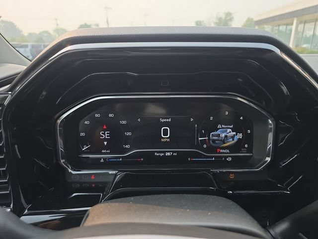 2025 GMC Sierra 2500HD SLT - Photo 11