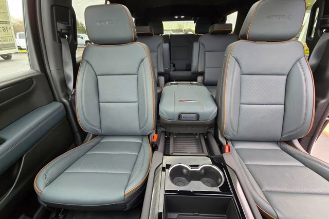2026 GMC Yukon AT4 - Photo 16