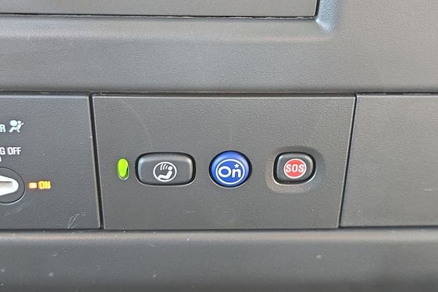 2025 GMC Savana Cargo Work Van - Photo 32