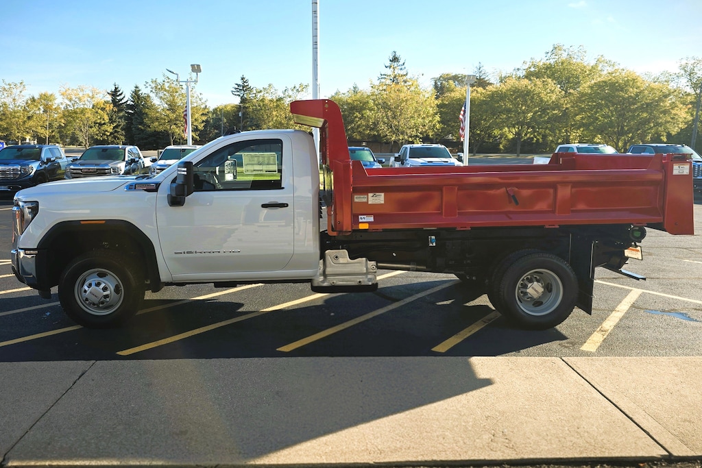 New 2025 GMC Sierra 3500 HD Chassis Cab Pro Truck