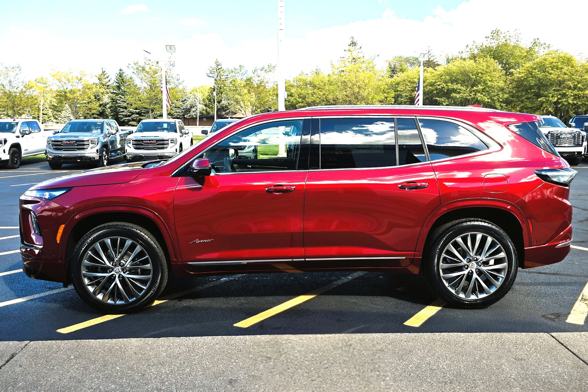 2026 Buick Enclave Avenir photo 4