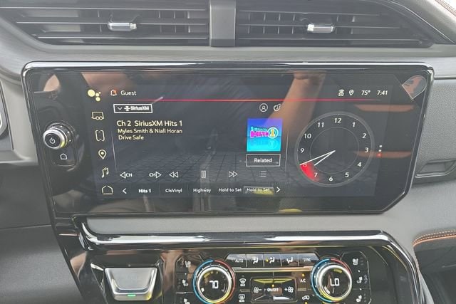 2026 GMC Sierra 2500HD AT4 - Photo 13