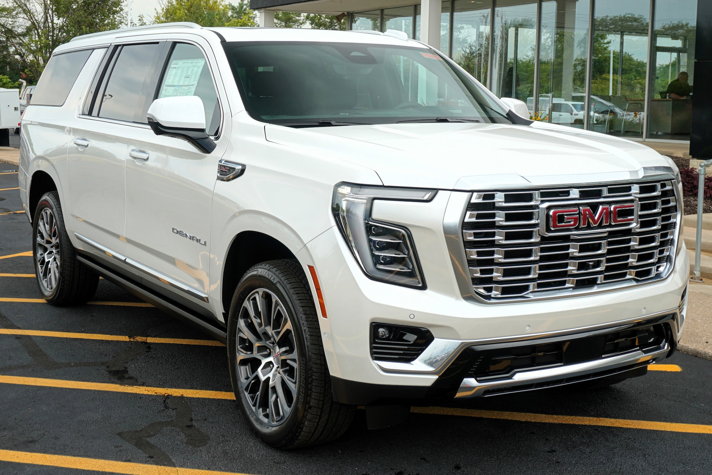 2025 GMC Yukon XL SUV 