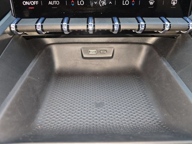 2026 GMC Terrain AT4 - Photo 35