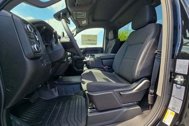2025 GMC Sierra 2500HD Pro - Photo 18