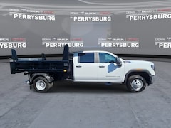 2026 GMC Sierra 3500 HD Chassis Cab Pro Truck