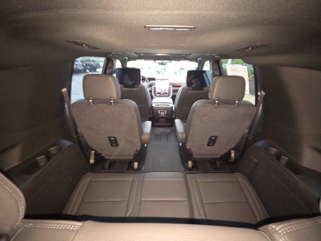 2026 GMC Yukon XL Denali - Photo 21