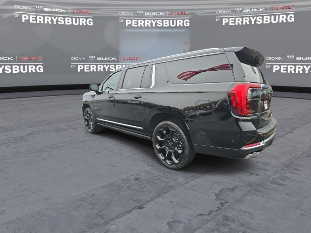 2026 GMC Yukon XL Denali - Photo 6