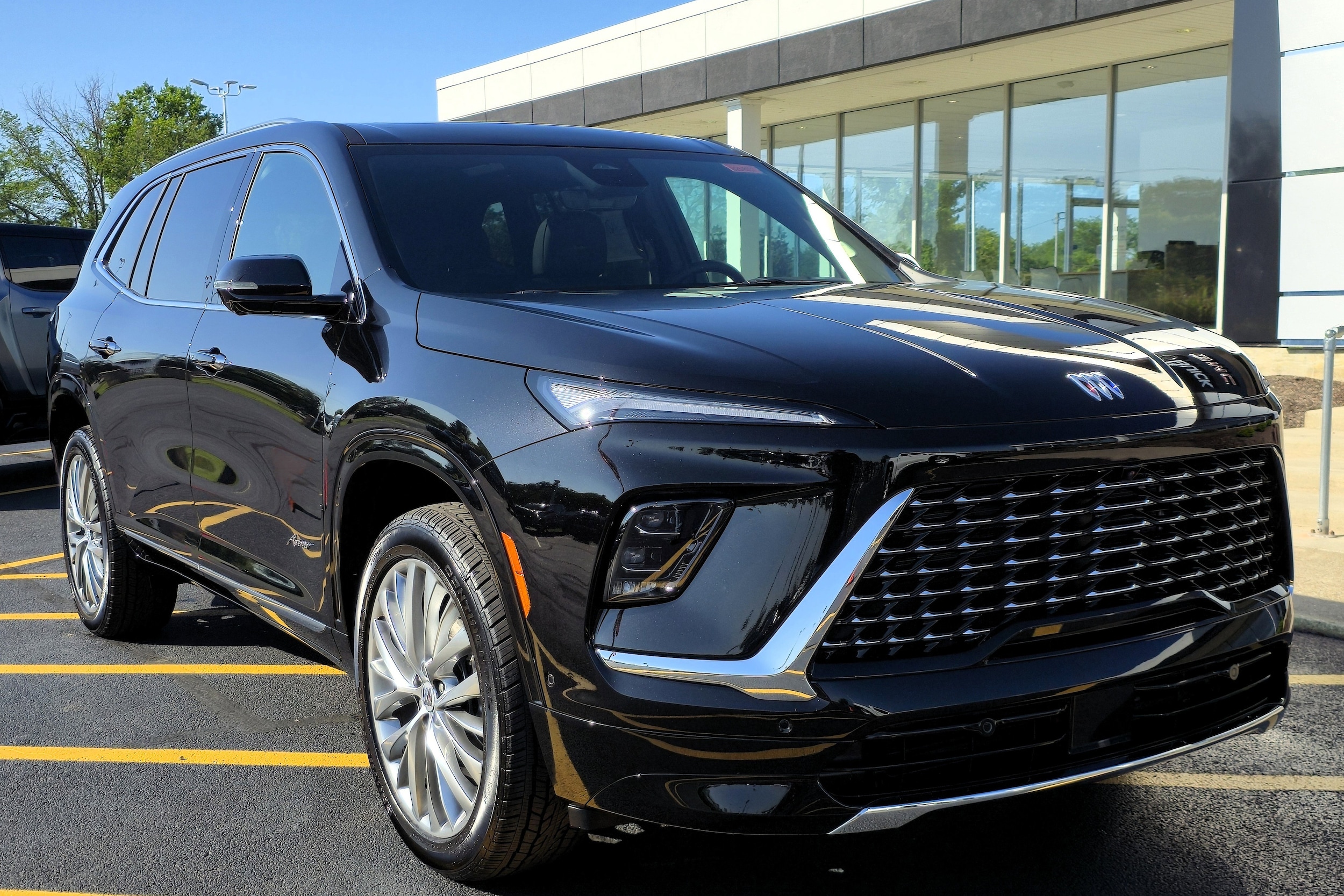 2025 Buick Enclave Avenir