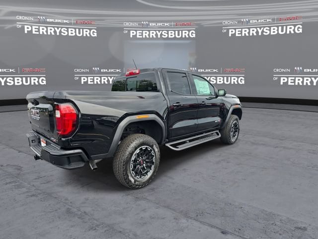 2026 GMC Canyon AT4 - Photo 8