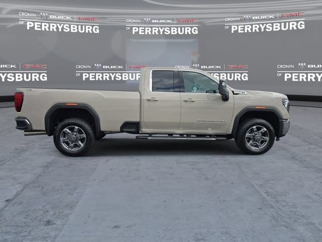 2026 GMC Sierra 3500HD SLE - Photo 9