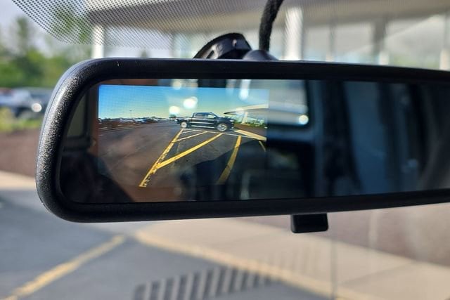 2025 GMC Savana Cargo Work Van - Photo 13