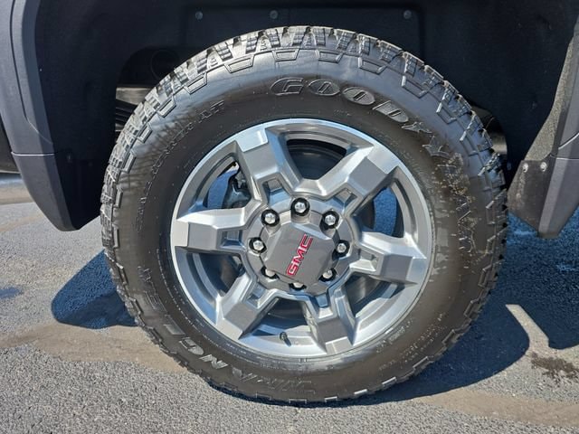 2025 GMC Sierra 2500HD SLT - Photo 34