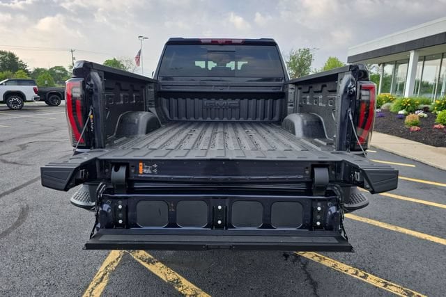 2026 GMC Sierra 2500HD AT4 - Photo 27