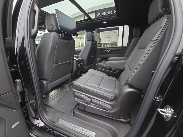 2026 GMC Yukon XL Denali - Photo 22