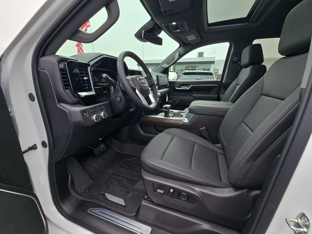 2026 GMC Sierra 1500 SLT - Photo 10