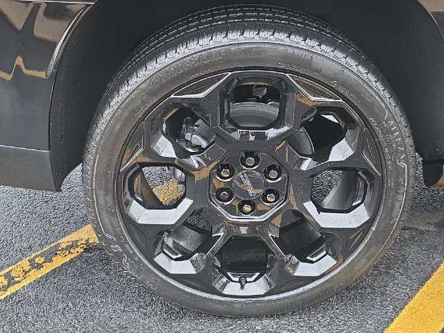 2026 GMC Yukon XL Denali - Photo 33