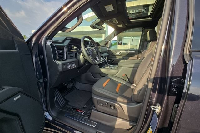 2026 GMC Sierra 2500HD AT4 - Photo 10