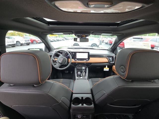 2026 GMC Canyon AT4 - Photo 21