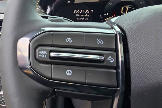 2026 GMC Yukon AT4 - Photo 33