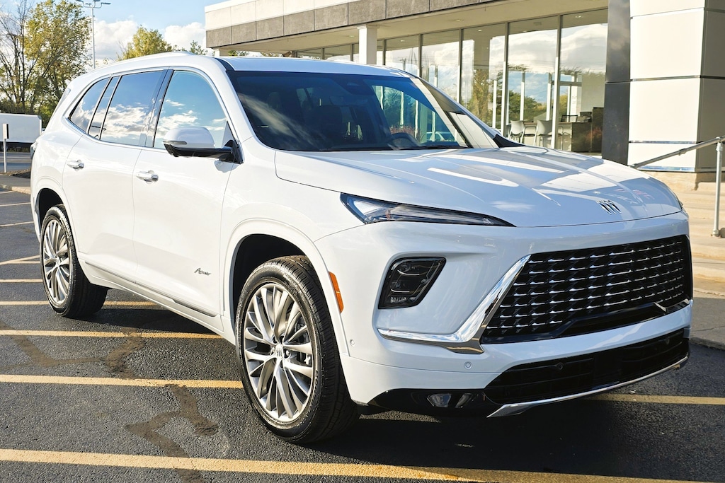 New 2026 Buick Enclave Avenir SUV