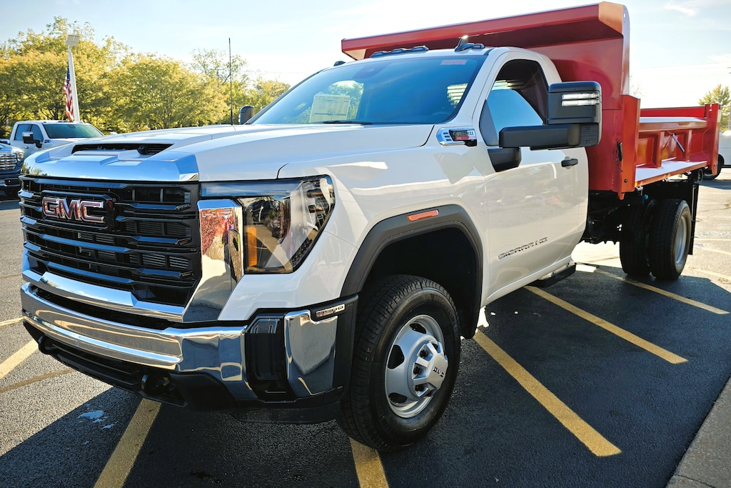 New 2025 GMC Sierra 3500 HD Chassis Cab Pro Truck