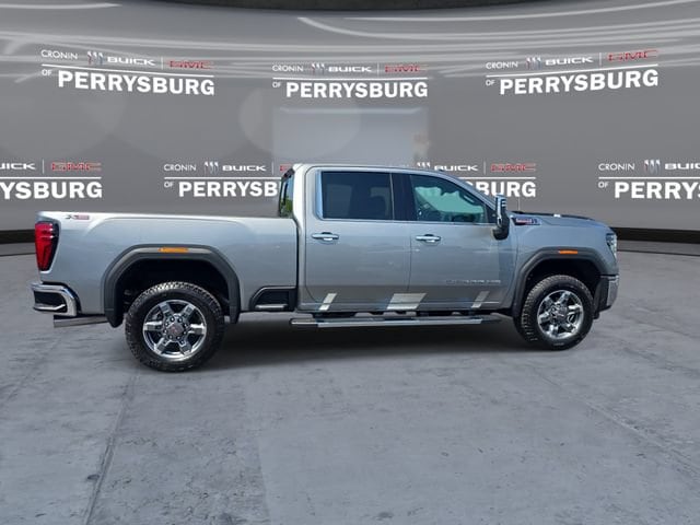 2025 GMC Sierra 2500HD SLT - Photo 9