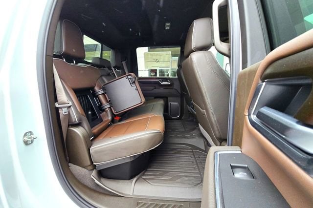 2025 GMC Sierra 2500HD Denali - Photo 15