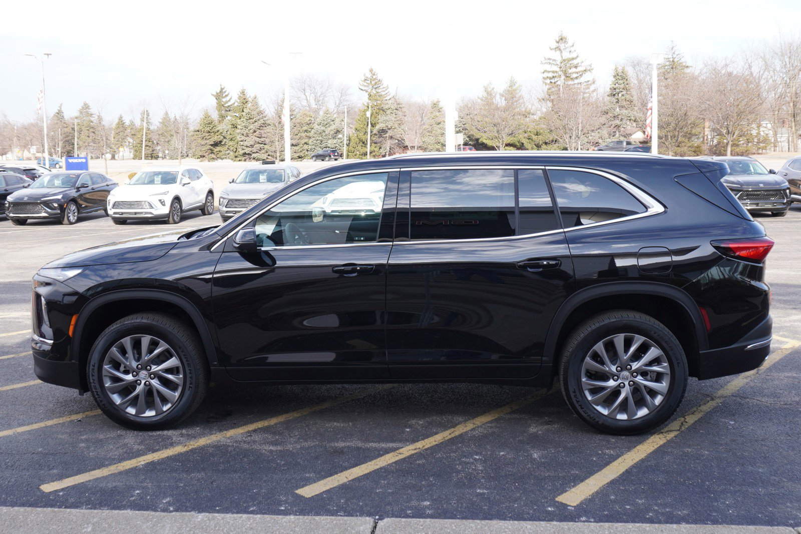 2025 Buick Enclave Preferred photo 4