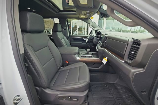 2026 GMC Sierra 1500 SLT - Photo 20