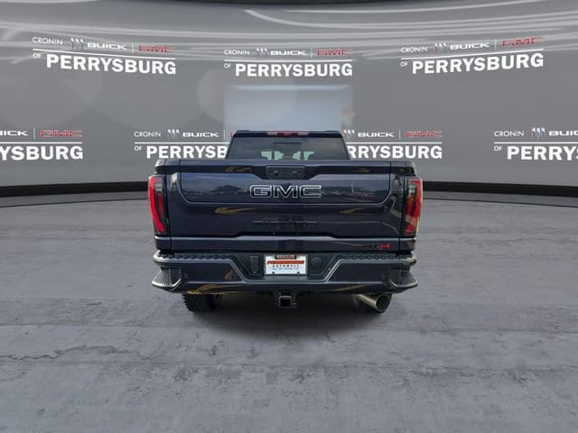 2026 GMC Sierra 2500HD AT4 - Photo 7