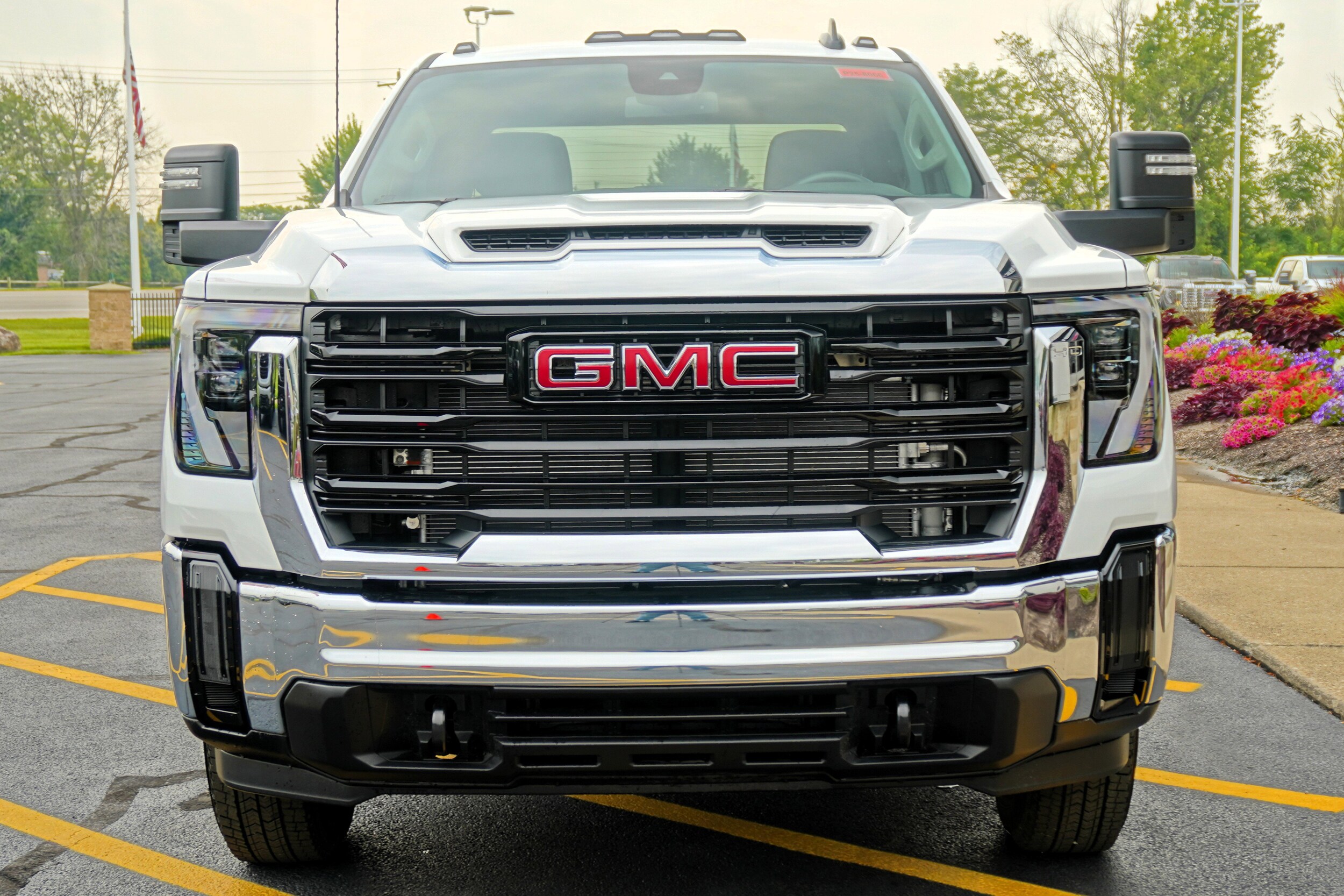 2025 Gmc Sierra 3500 HD Pro photo 2